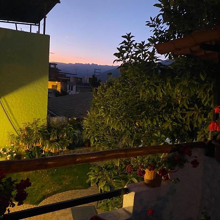 Las Palmeras Eco Hostel Cabanaconde Bagian luar foto