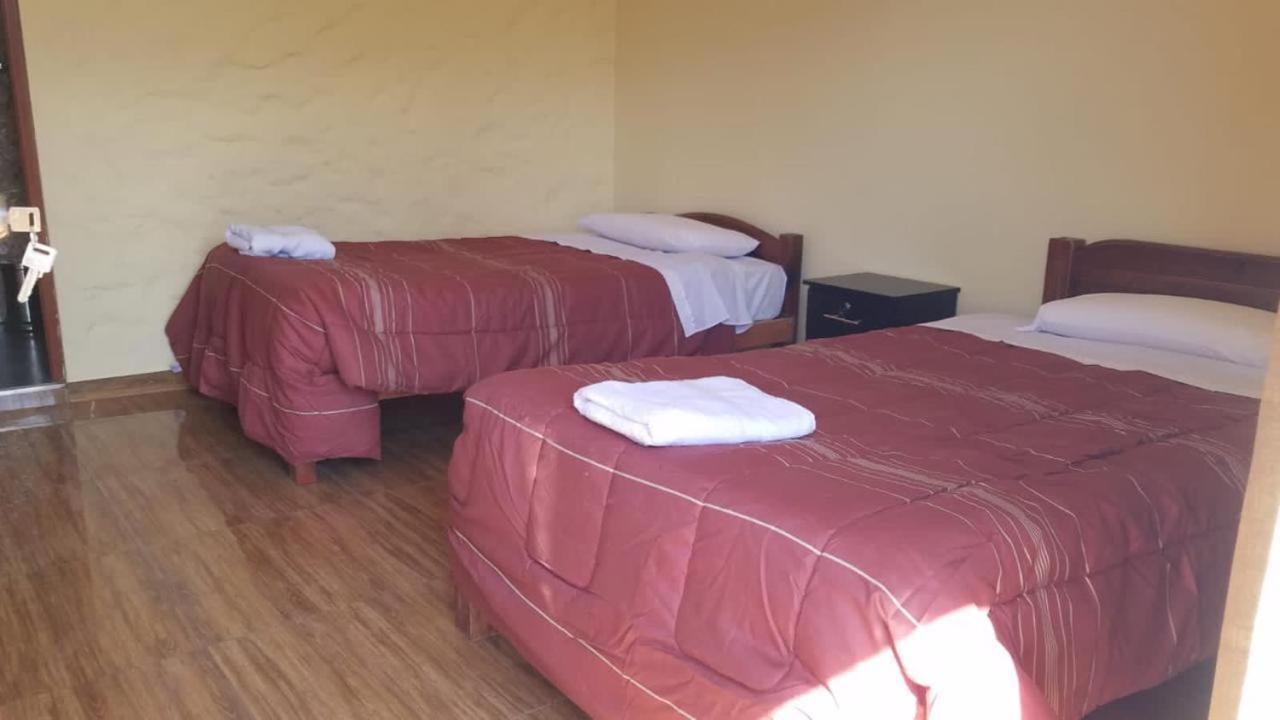 Las Palmeras Eco Hostel Cabanaconde Bagian luar foto