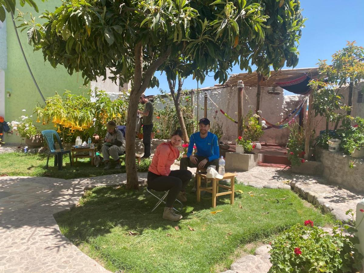 Las Palmeras Eco Hostel Cabanaconde Bagian luar foto